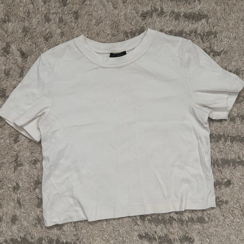 3/$10 🟢 Dynamite cotton tee, white, x-small